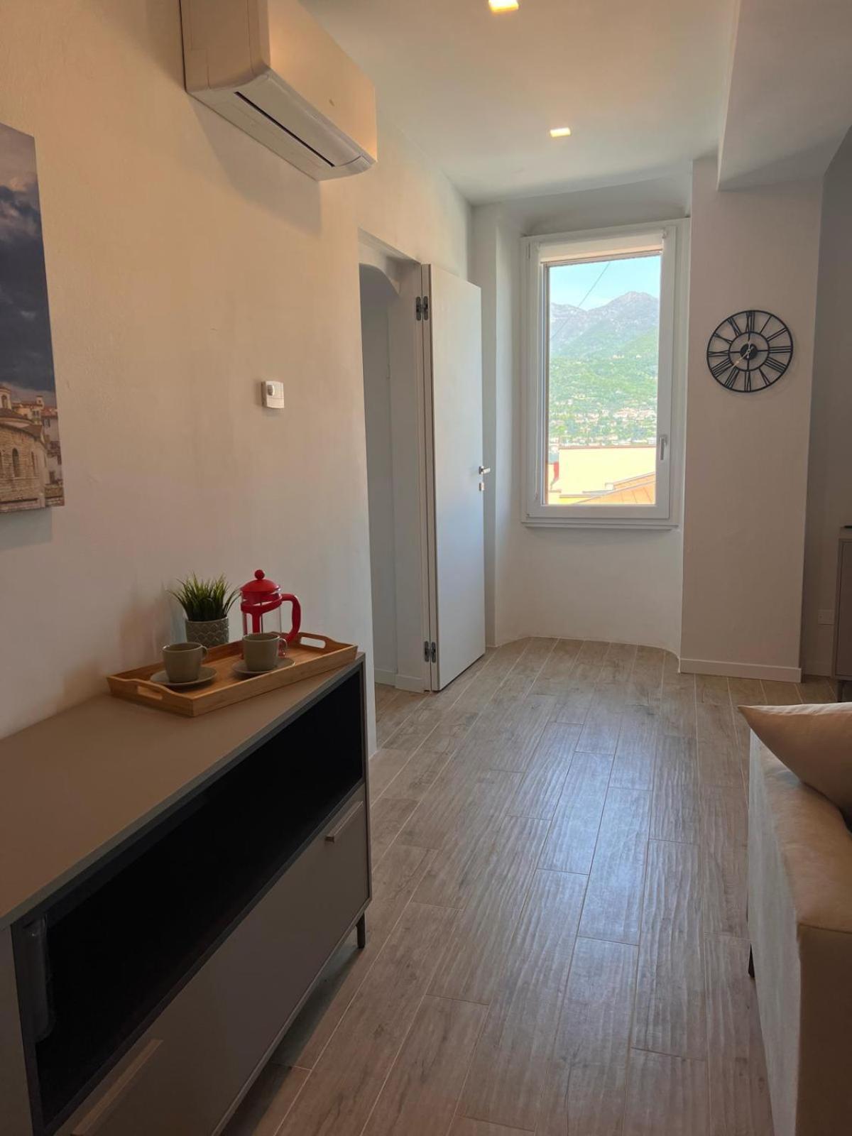 La Finestra Sul Garda Dreaming Holidays San Felice del Benaco Kültér fotó