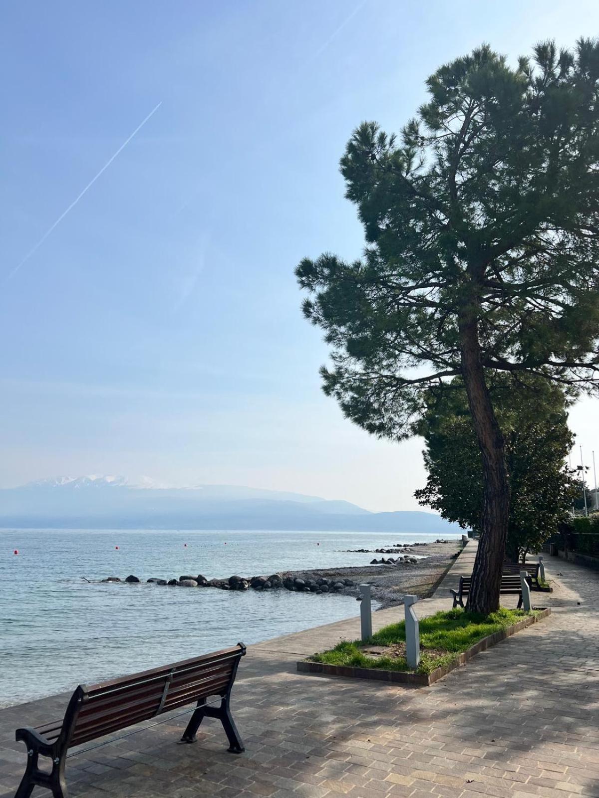 La Finestra Sul Garda Dreaming Holidays San Felice del Benaco Kültér fotó